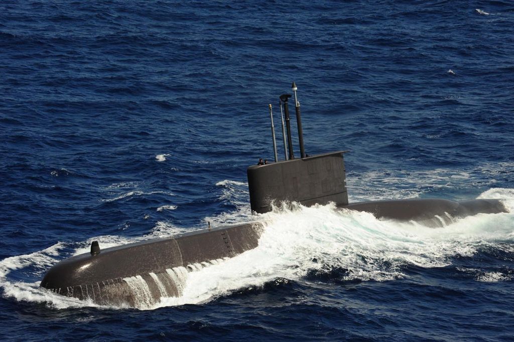 Jang_Bogo-class_submarine(B).jpg