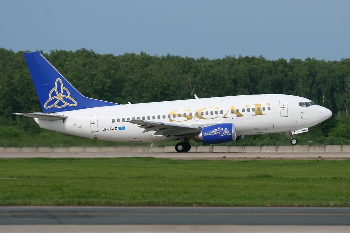 Boeing_737-500(C).jpg