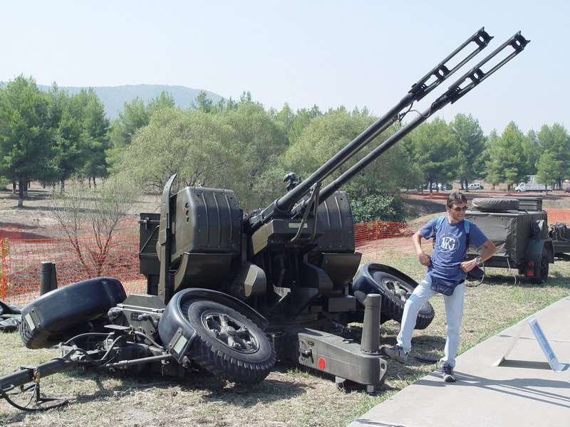 35MM_GDF_002_AA_GUN.jpg