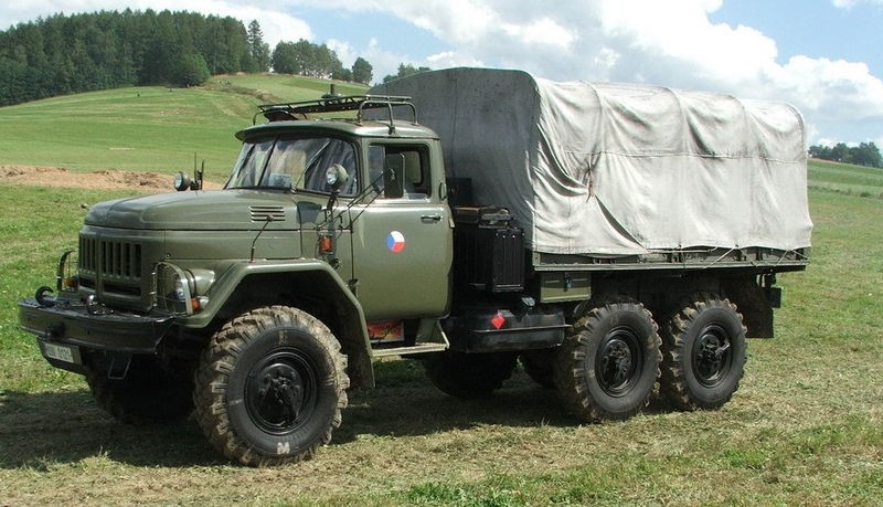 ZIL131_Truck_(BB).jpg