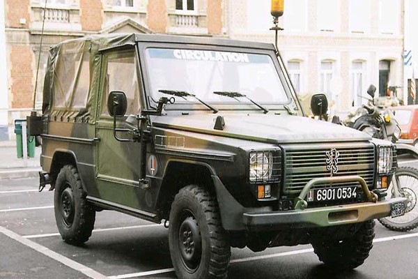 PeugeotP4(A).jpg