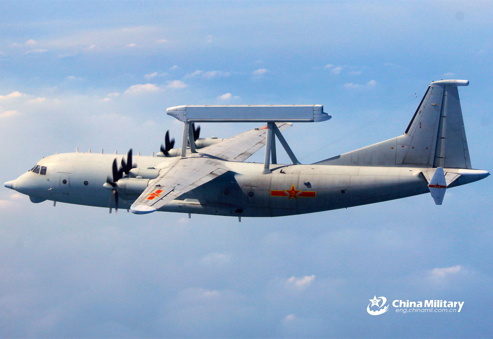 KJ-200_airborne_early_warning_and_control_aircraft(C).jpg