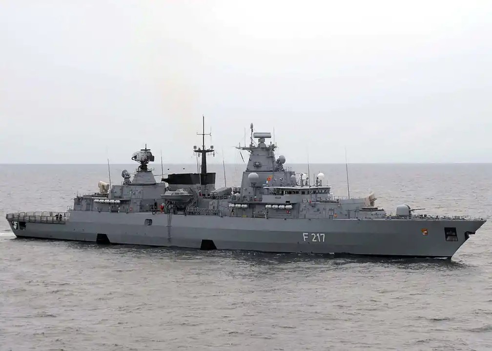 Brandenburg_Class_Frigate_(B).jpg