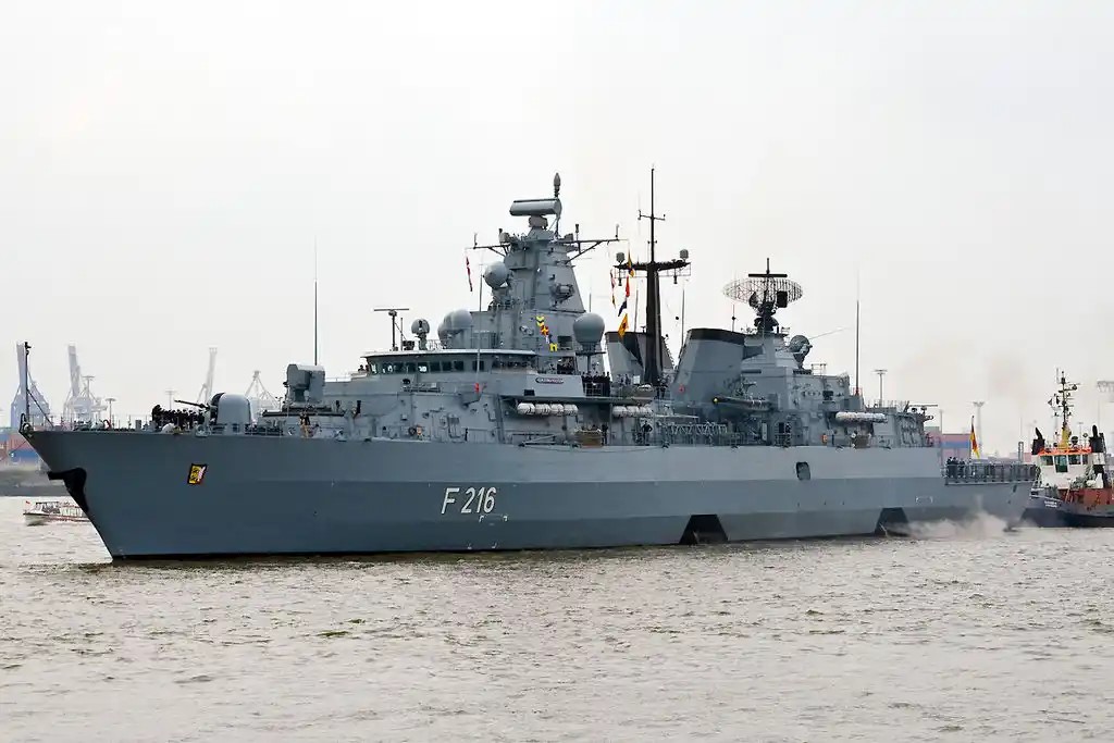 Brandenburg_Class_Frigate_(C).jpg