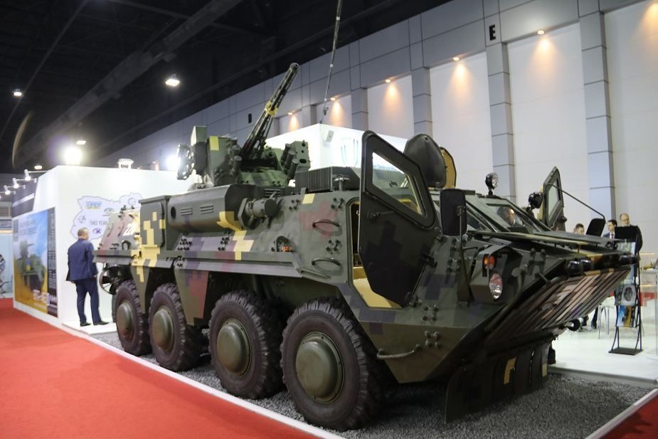 BTR-4E_Russia_(A).jpg