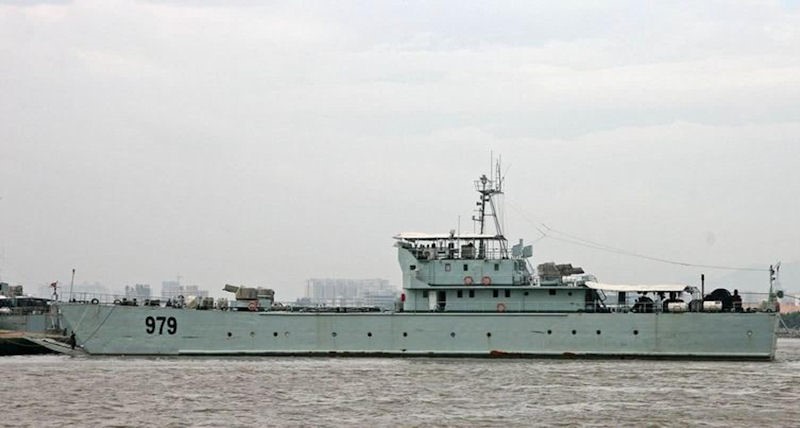 Type_079_Landing_Ship_Medium_(D).jpg