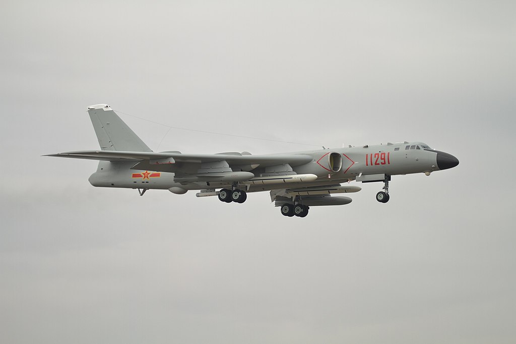 H-6_(Hong-6)_Chinese_(AA).jpg