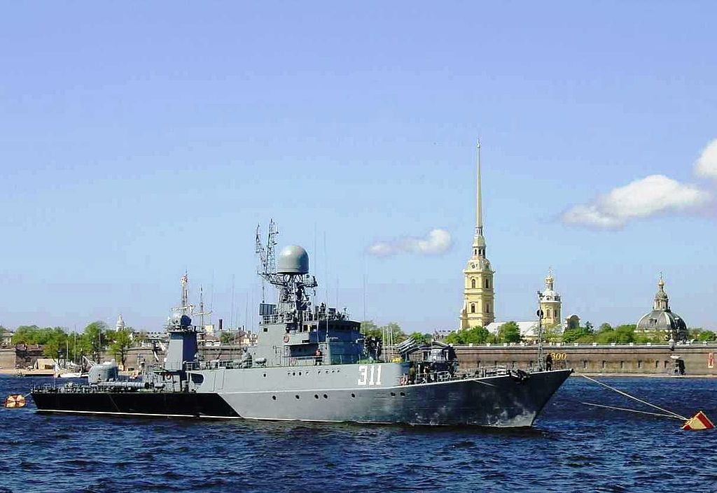 Parchim-class_corvette(B).jpg