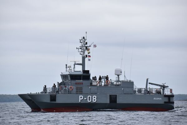 Skrunda_Class_Boat_(B).jpg