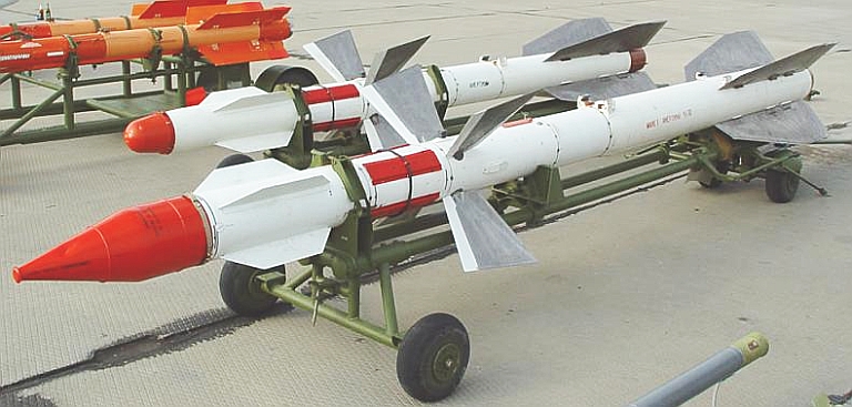 R-27ERRussianRocket(B).jpg