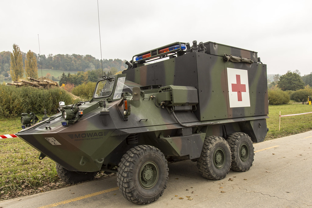 Piranha_Ambulance(B).jpg