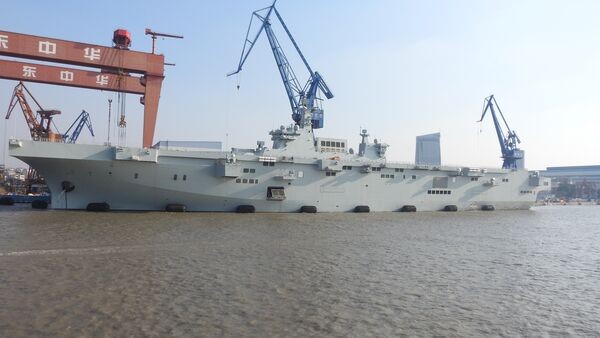 Type_075_Class_(Yushen_Class)_(B).jpg