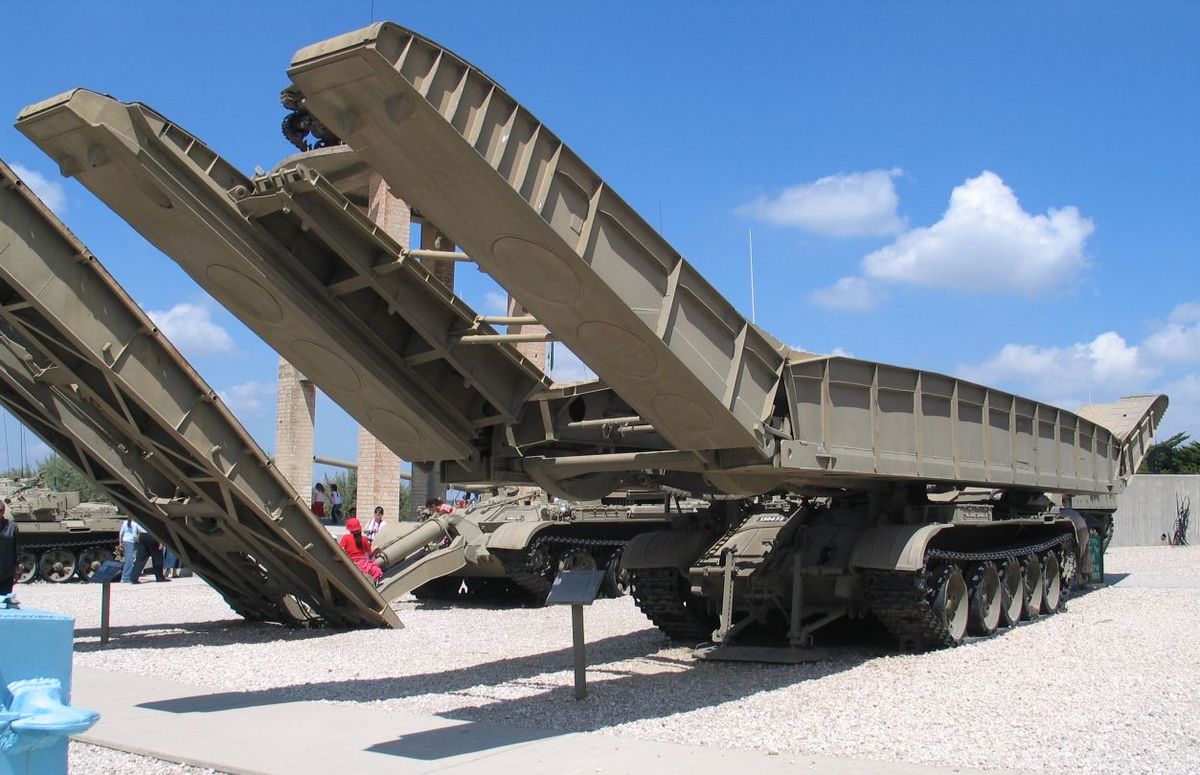 MTU-20_Bridge_(A).jpg