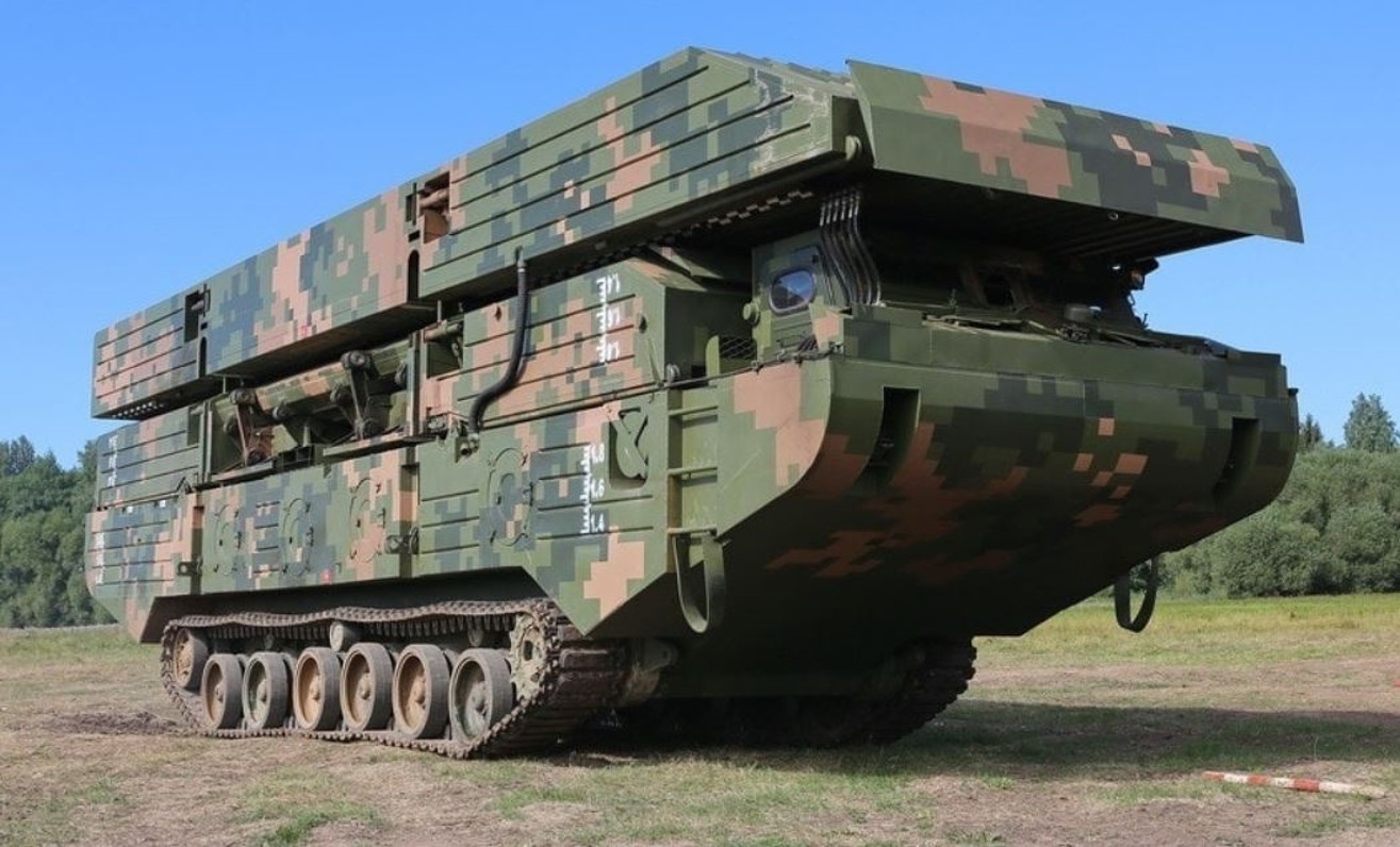 GZM-003_Self-propelled_Pontoon_Bridge_(AA).jpg