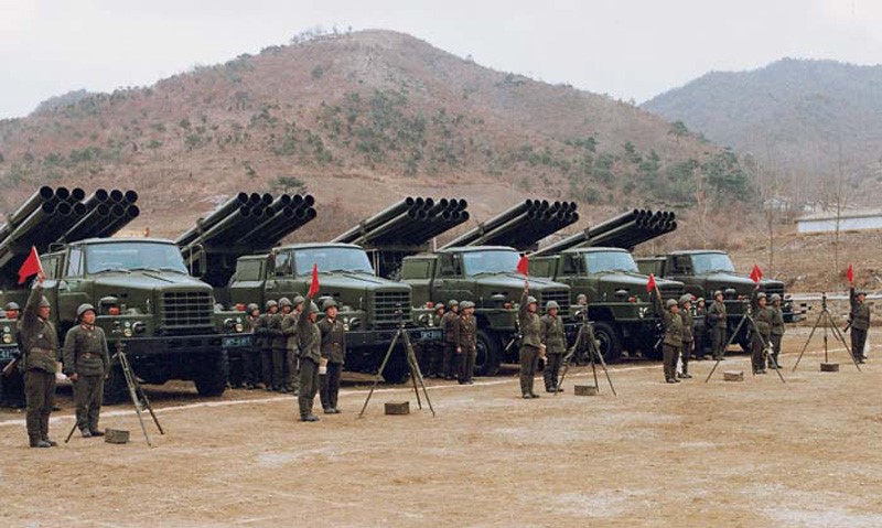 M-1985_North_Korean_240mm_(AA).jpg