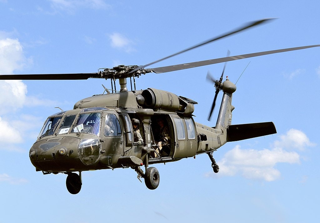 UH-60_Blackhawk_(CC).jpg