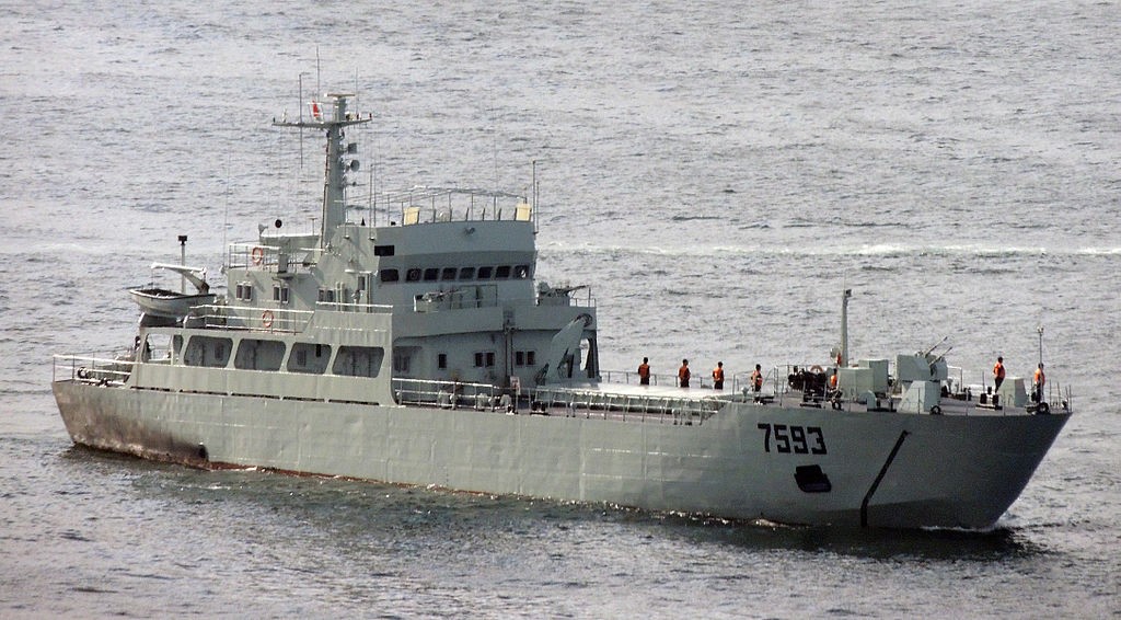 Type_074_Landing_Ship(C).jpg
