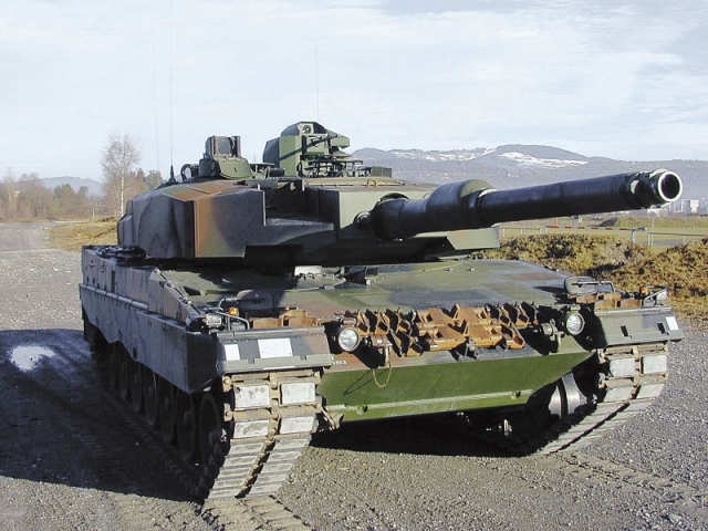 Pz_87WE.jpg