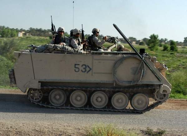 M113_(B).jpg