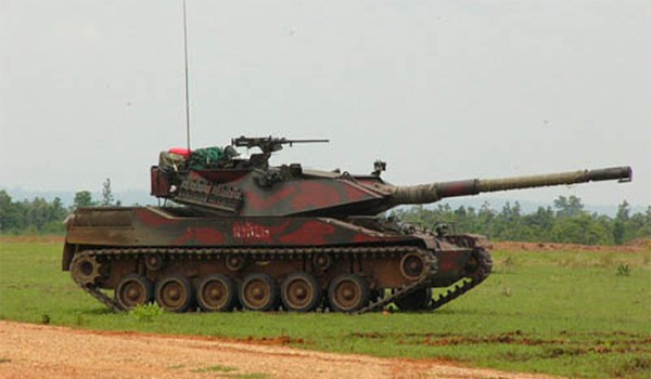 Stingray_American_Light_Tank_(C).jpg