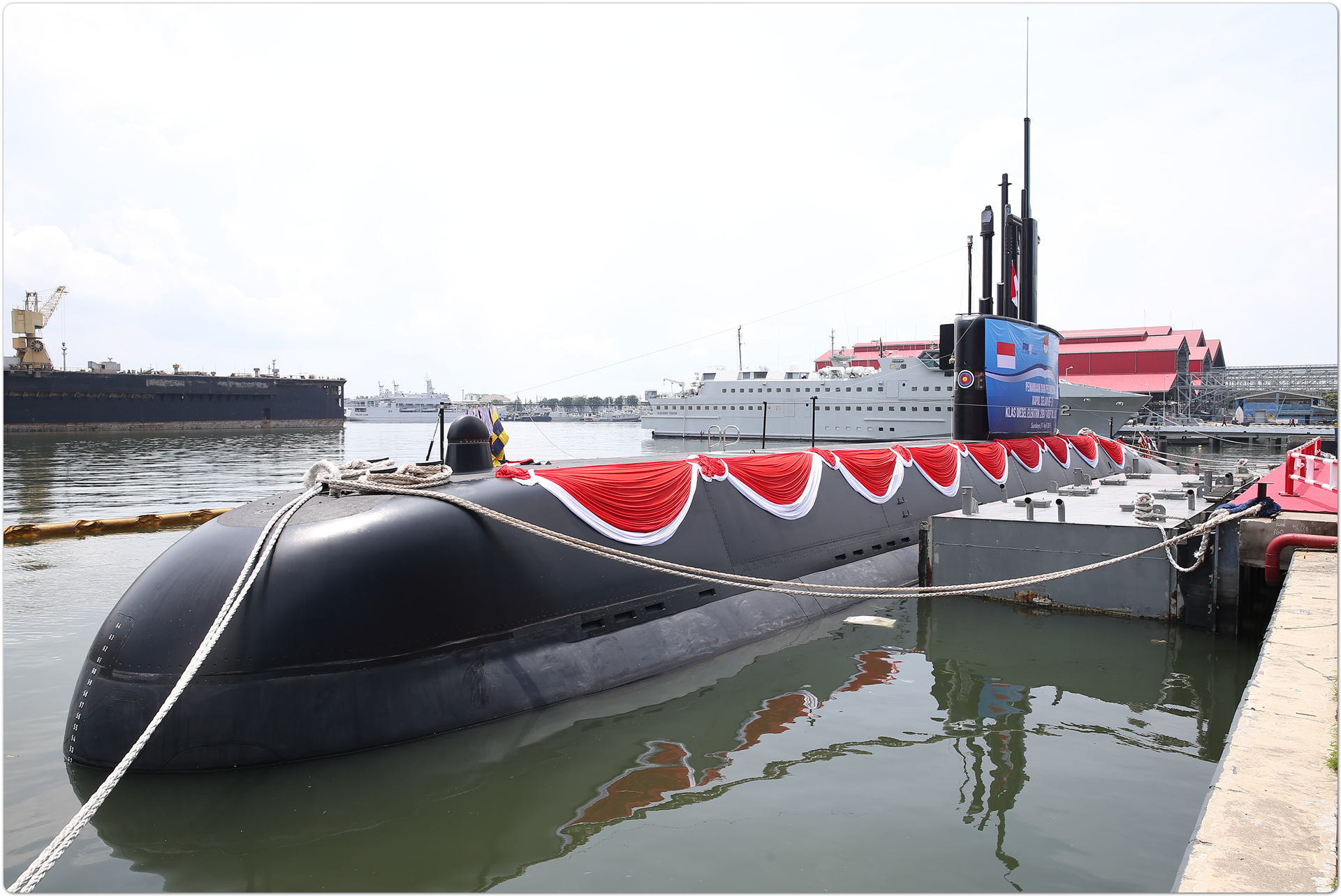 Nagapasa-class_submarine(C).jpg