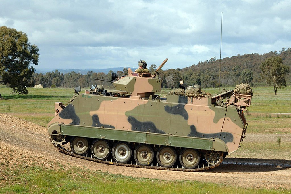 M113AS4(C).jpg
