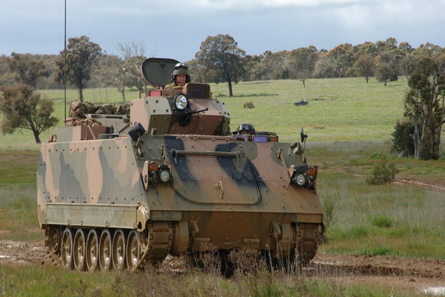 M113AS4(B).jpg