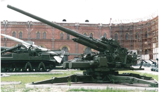 KS-30_Air_Defense_Gun_(EE).jpg