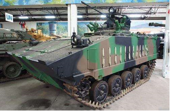 AMX-10P_French_(CC).png