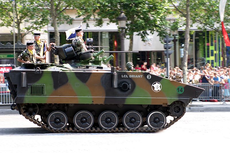 AMX-10P_French_(BB).jpg