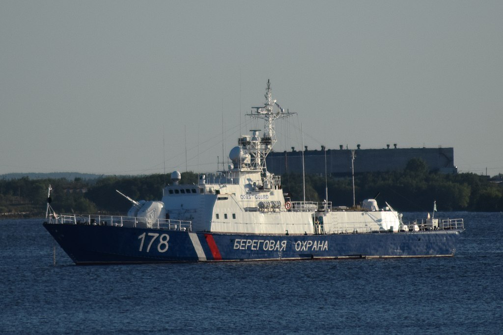 Svetlyak-class_patrol_boat_(A).jpg