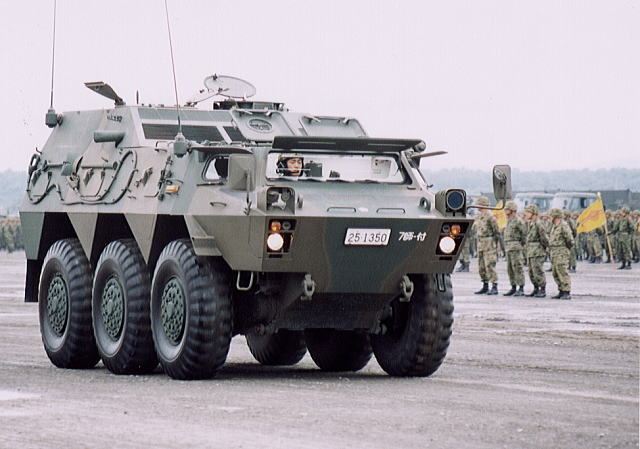 Japanese_Type_82_wheeled_command_post_A_.jpg