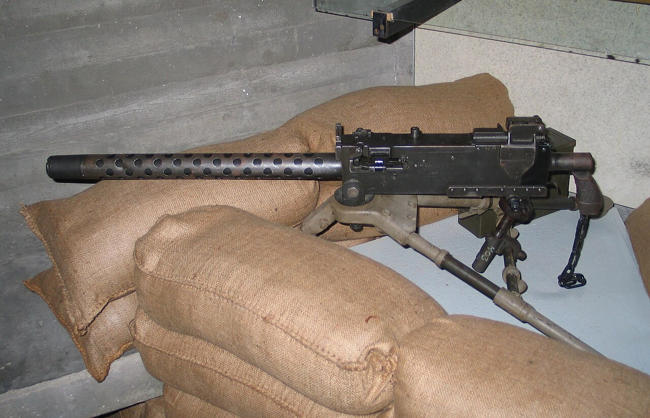 YM-museum-Browning-M1919-1.jpg