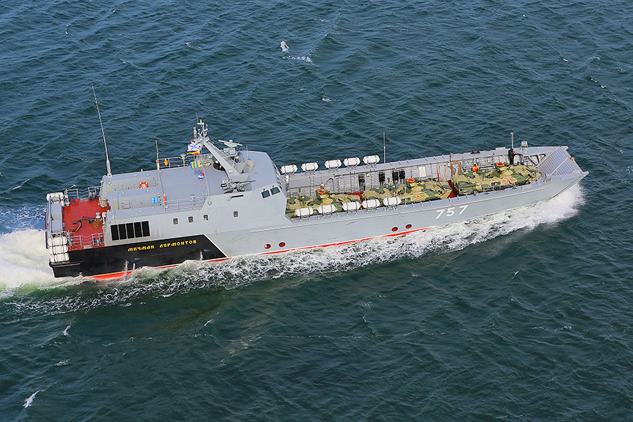 Dyugon-class_landing_craft_(A).jpg