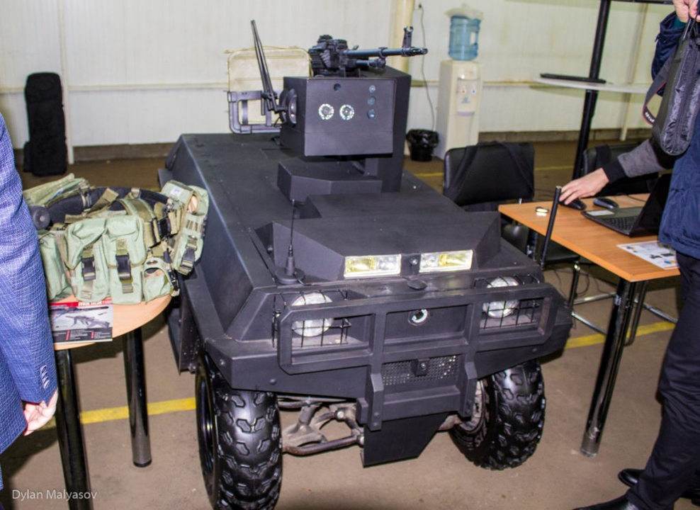 Laska_Ukrainian_UGV_(B).png