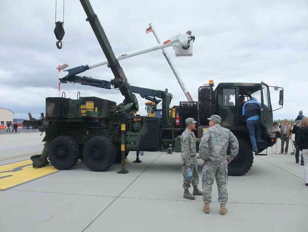 M1089Wrecker(B).jpg