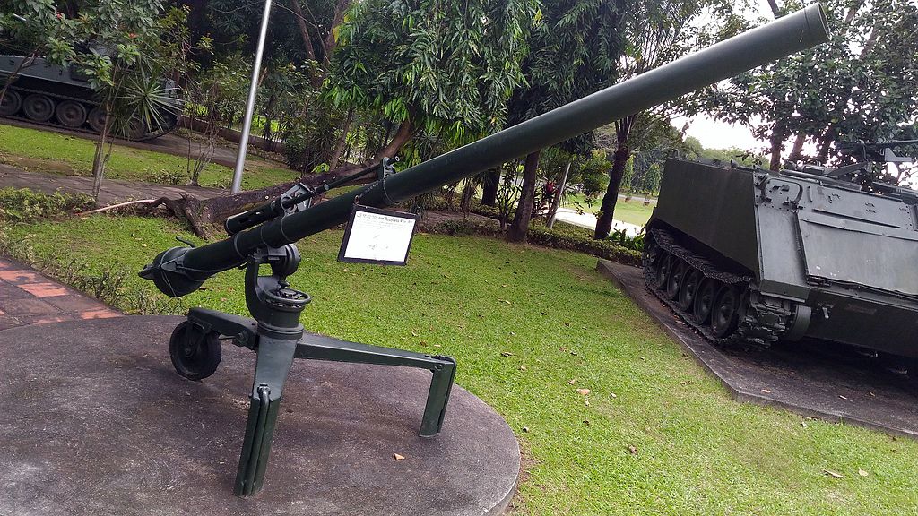 M40_recoilless_rifle(A).jpg