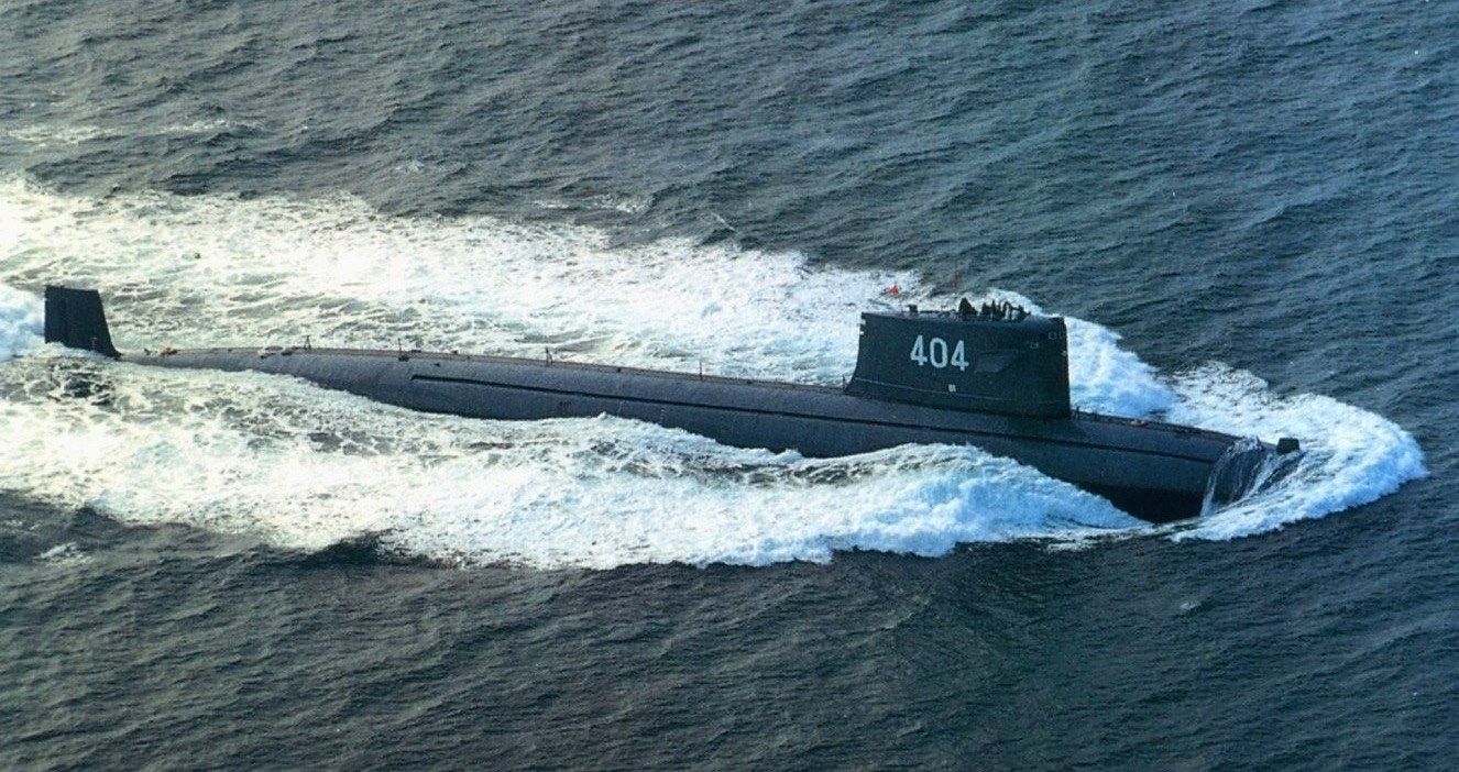 Type_091_submarine(B).jpg