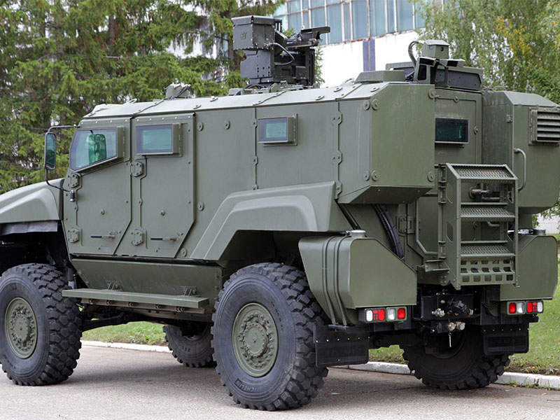 Kamaz-53949_Typhoon-K(D).jpg