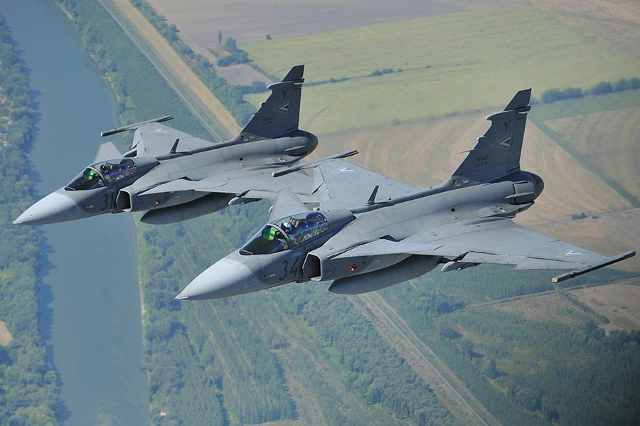 JAS_39_Gripen_(AA).jpg