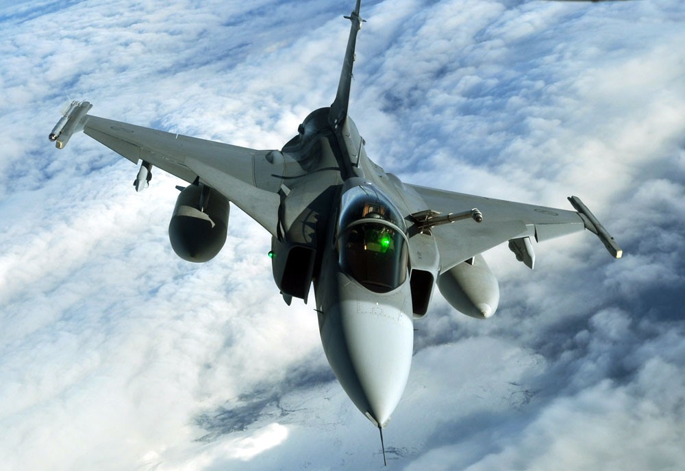 JAS_39_Gripen_(CC).jpg