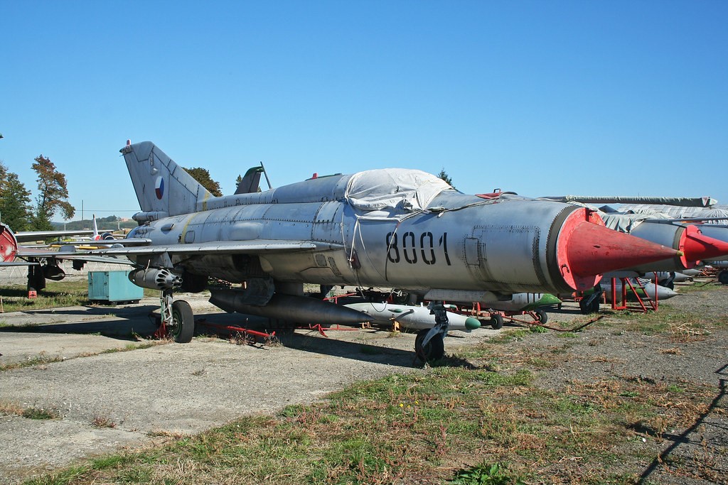 MiG_21PFM_Jet_(CC).jpg