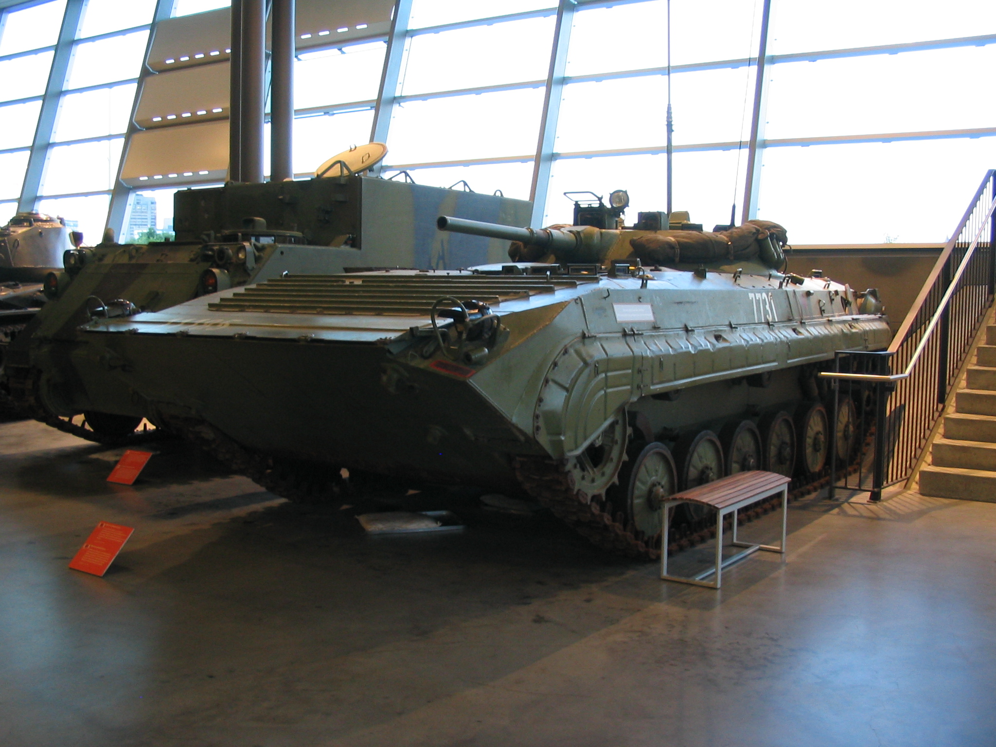 BRM-1K_(B).jpg