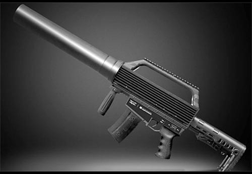 LPD801_Russian_jammer_(B).jpg