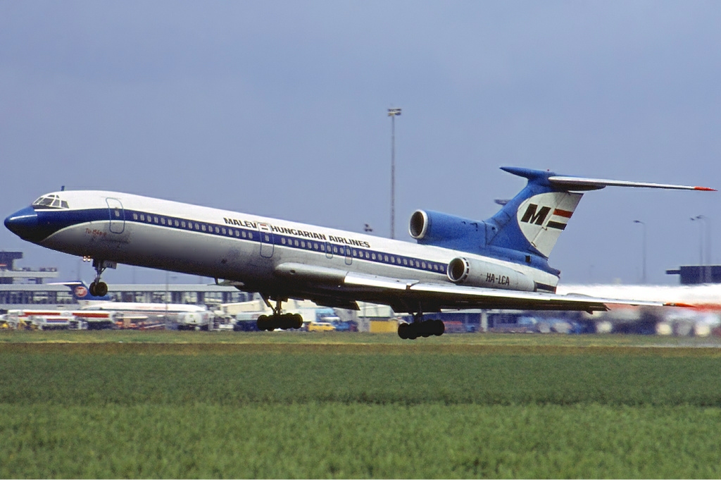 Tu-154BRussia(C).jpg