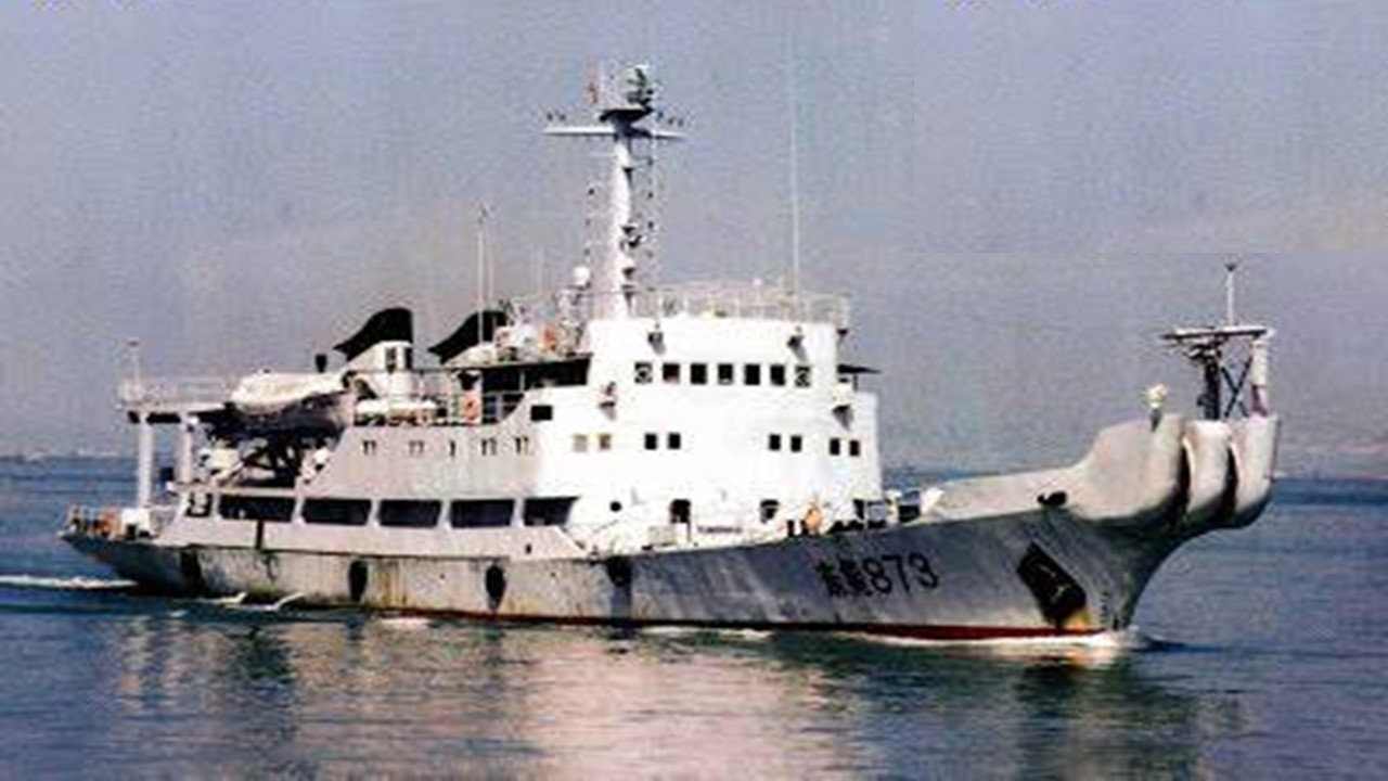 Youdian-Class_Chinese_Cable_Ship_(a).jpg