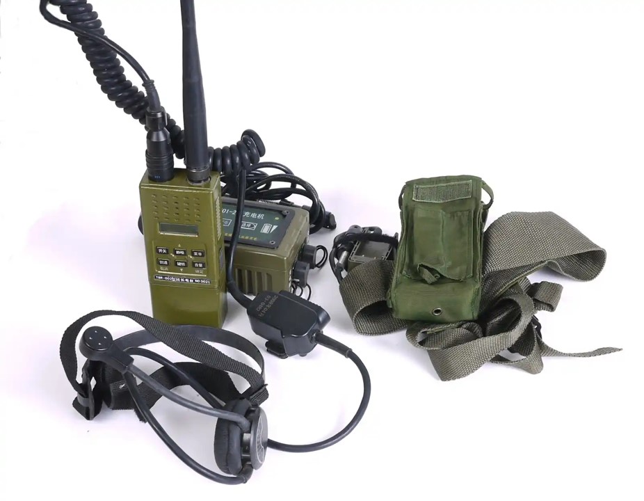 TBR002_Chinese_Radio_(A).jpg