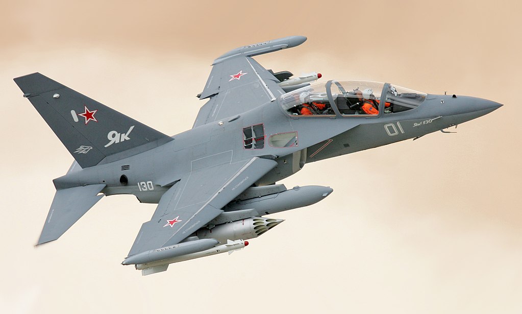 Yak-130_Russia_(A).jpg