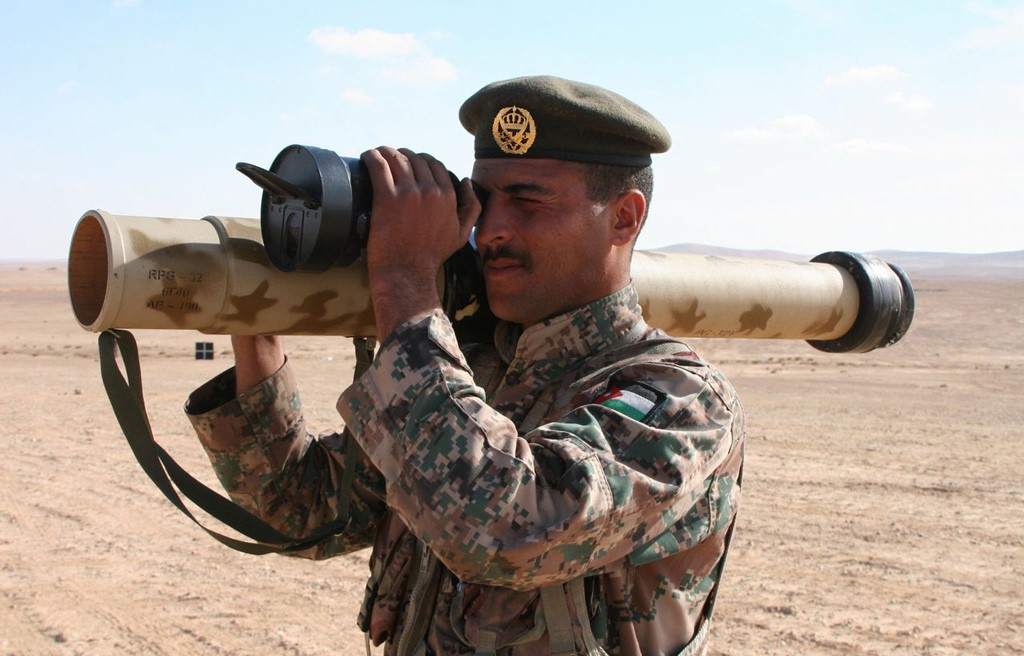 RPG-32_Rocket_(CC).jpg