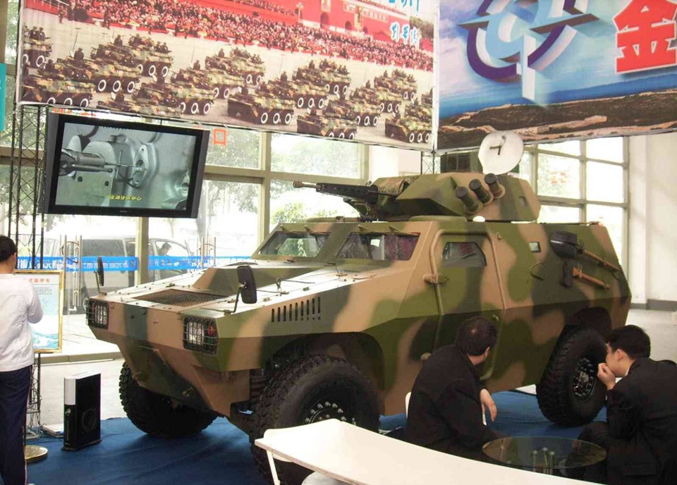 VN-3_Scout_Car_(CC).jpg